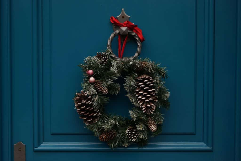 holiday energy-saving tips