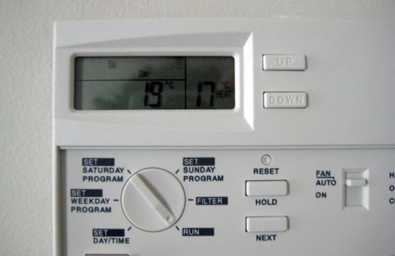 Digital Thermostats & Installation: Mississauga & Oakville